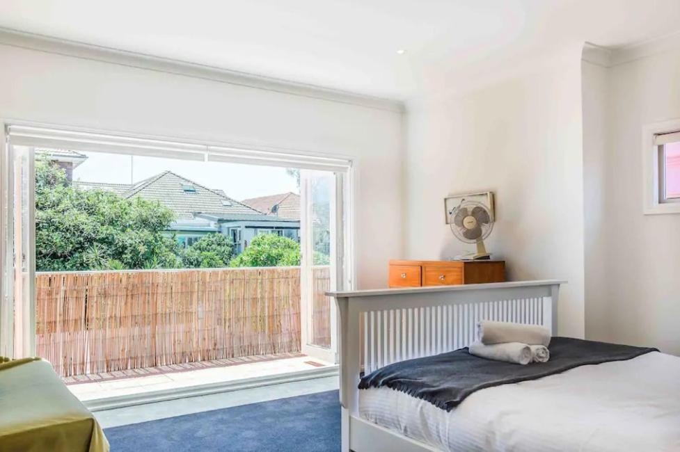 Holiday home Magnificent Orange Beach House On Bondi Beach! Sydney